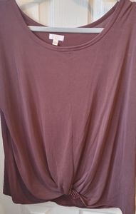 Soft Tee Shirt with knotted front